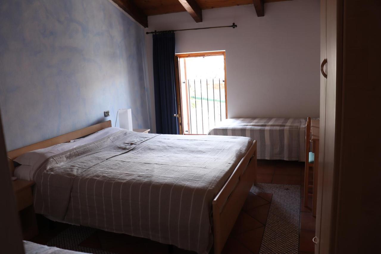 Le Camere Dell'Ancora Monzambano Exterior foto